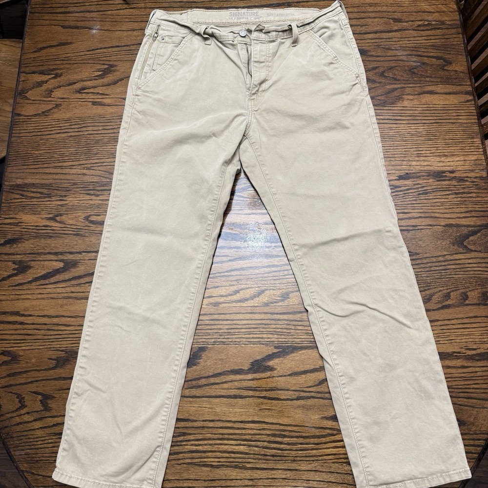 Levi Strauss & Co Signature Men's Athletic Fit Khaki 36x32 Pants